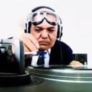 Mananc nisip | CONDOLEANTE