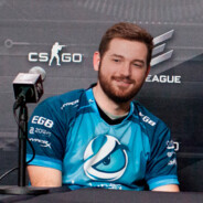 Steam profile avatar of fôllen