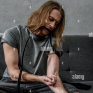 Herak, lžíce, citron a jehla