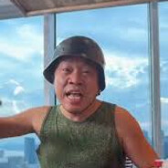 Van 于