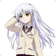立華 かなで