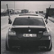 BMW PEEK 330KM/H