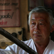 Abuelo con Katana