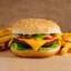 Cheeseburger mit Pommes